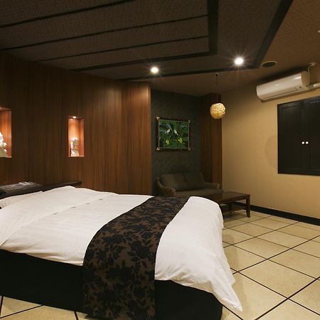 Hotel Atlantis Higashi Osaka (Adults Only) Экстерьер фото