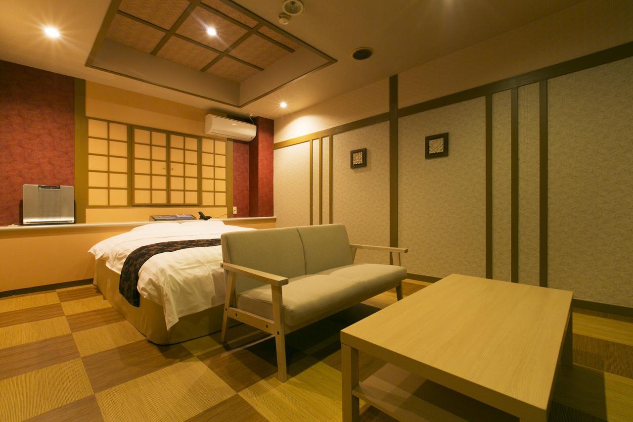 Hotel Atlantis Higashi Osaka (Adults Only) Экстерьер фото