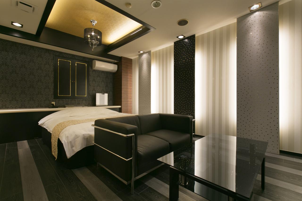 Hotel Atlantis Higashi Osaka (Adults Only) Экстерьер фото